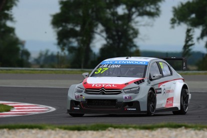 Slovakia WTCC: Jose Maria Lopez gives Citroen another pole