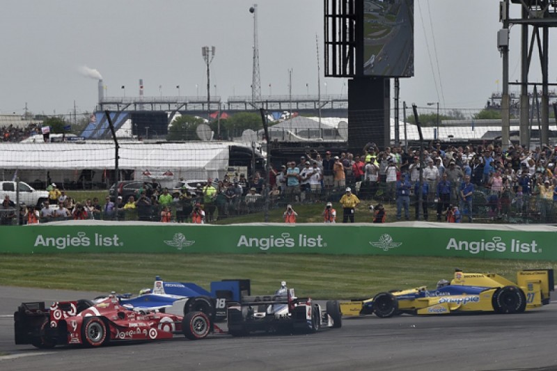 Luyendyk and Papis join panel of full-time IndyCar race stewards
