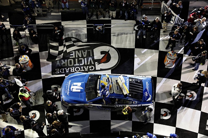 Daytona 500: Dale Earnhardt Jr wins opening Duel qualifying race