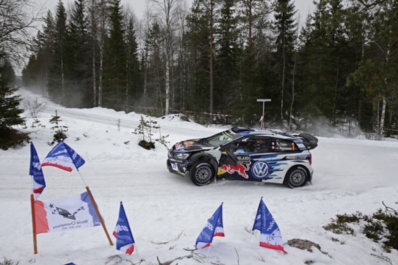 WRC Sweden: Ogier leads VW team-mate Mikkelsen despite early off