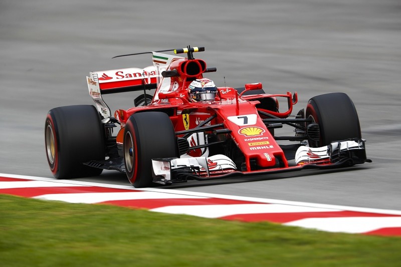 Malaysian GP: Raikkonen edges Vettel in final practice