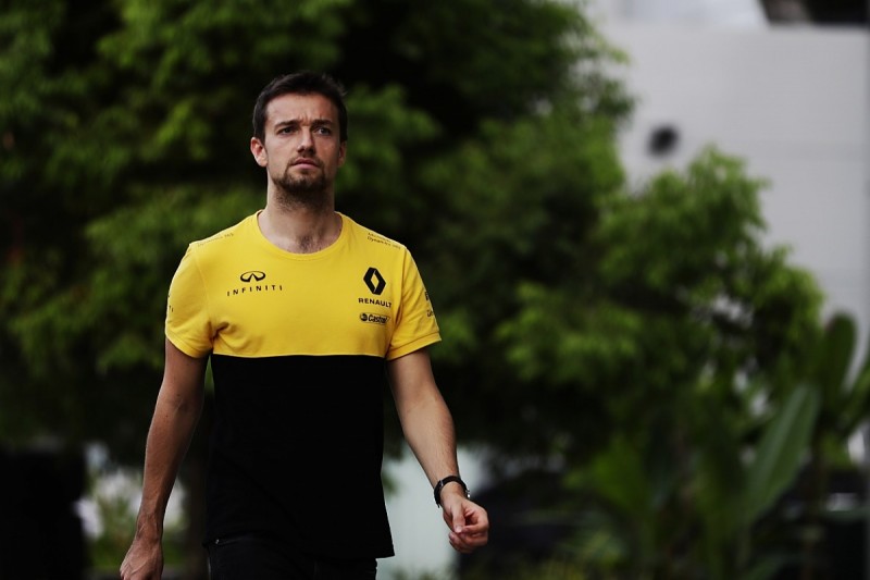 Renault: Jolyon Palmer's Singapore F1 points should be wake-up call