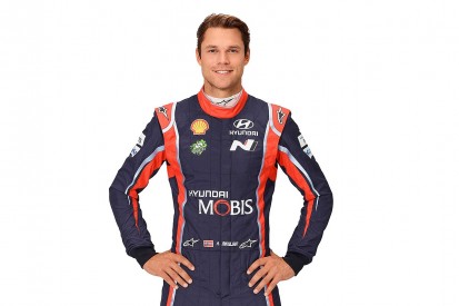 Hyundai signs Andreas Mikkelsen for 2018-19 WRC seasons