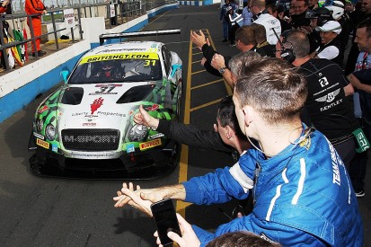 Parfitt and Morris secure Bentley its first British GT title