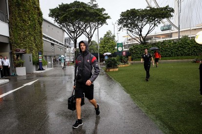 Singapore downpour raises F1 drivers' wet night race concerns
