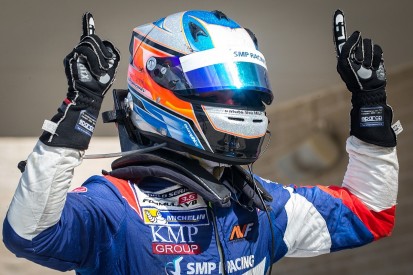 Austin Formula V8 3.5: Orudzhev wins while Fittipaldi crashes