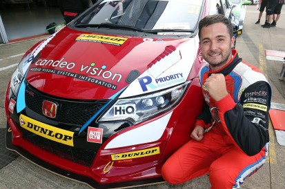 Silverstone BTCC: Goff beats Ingram to pole by 0.001 seconds