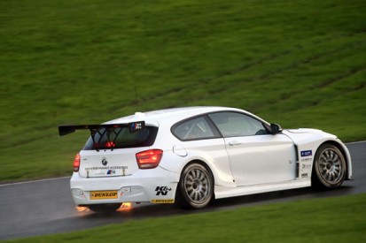 WSR becomes first BTCC team to test RWD car with full 2016 package