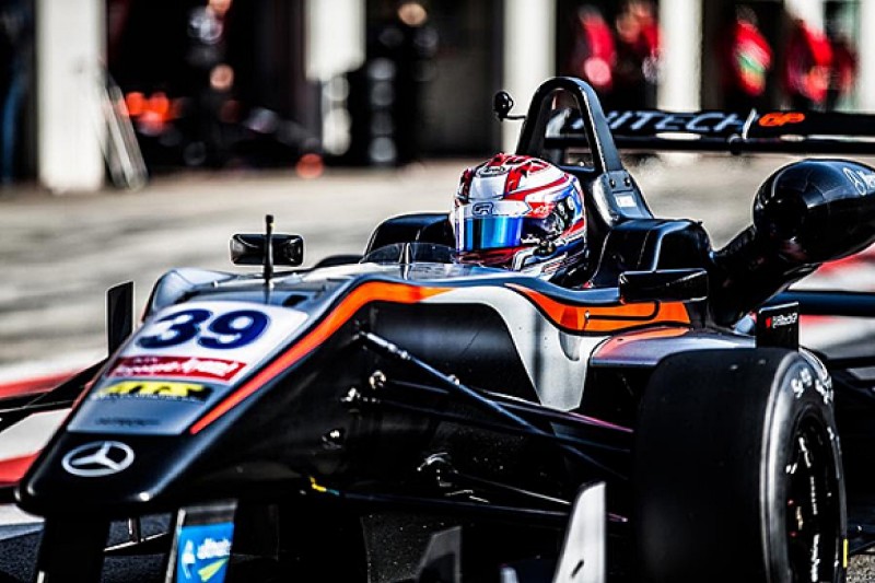 George Russell seals switch to Hitech for 2015 European Formula 3