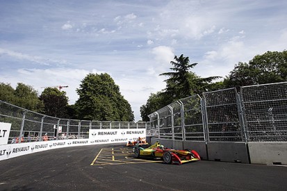 Battersea Park Formula E round survives last-minute council vote