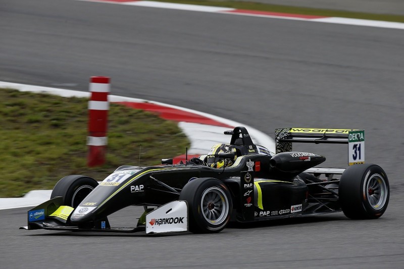Lando Norris takes second win to extend his championship lead