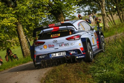 Thierry Neuville promises more risks in 2017 WRC title fight
