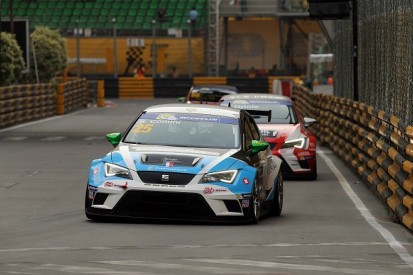SEAT driver Stefano Comini takes TCR crown in hectic Macau race