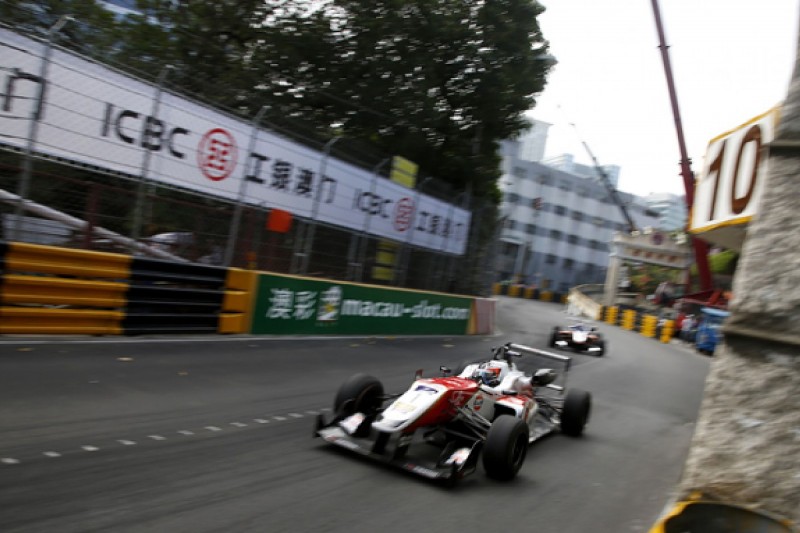 F3 Macau GP: Rosenqvist wins qualifier after Giovinazzi penalty