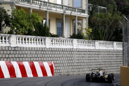 F3 Macau GP: Carlin hopes stewards reconsider Giovinazzi penalty