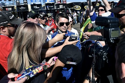 Jeff Gordon hopes to leave NASCAR Sprint Cup as 2015 champion