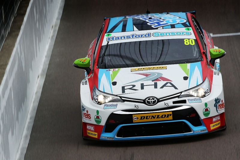 Rockingham BTCC: Tom Ingram dominates free practice