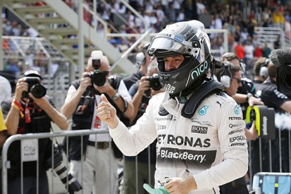 Brazilian GP: Nico Rosberg extends F1 pole streak at Interlagos