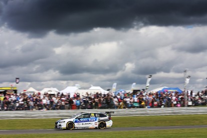 BTCC Snetterton: Sutton takes lead of the standings with second win