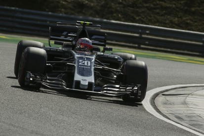 Hungarian GP: Magnussen angry that Hamilton 'always gets in the way'