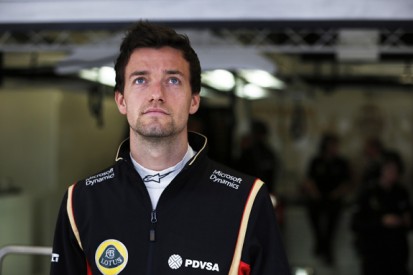 Jolyon Palmer gets 2016 Lotus Formula 1 race seat