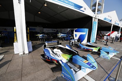 Trulli team out of Beijing opener of 2015/16 Formula E season