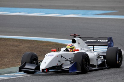 Spirit of Race leads maiden Formula 3.5 V8 test with Vaxiviere