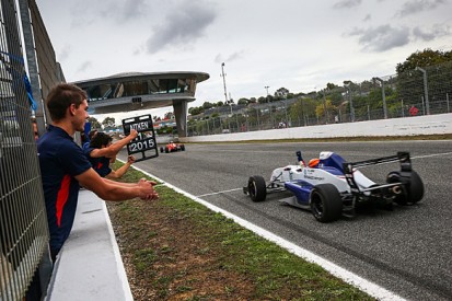Jack Aitken wins 2015 Formula Renault 2.0 Eurocup title at Jerez