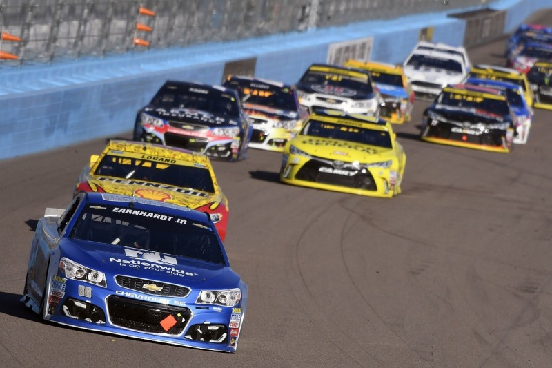 Hendrick tester Bowman to replace retiring Earnhardt in NASCAR 2018
