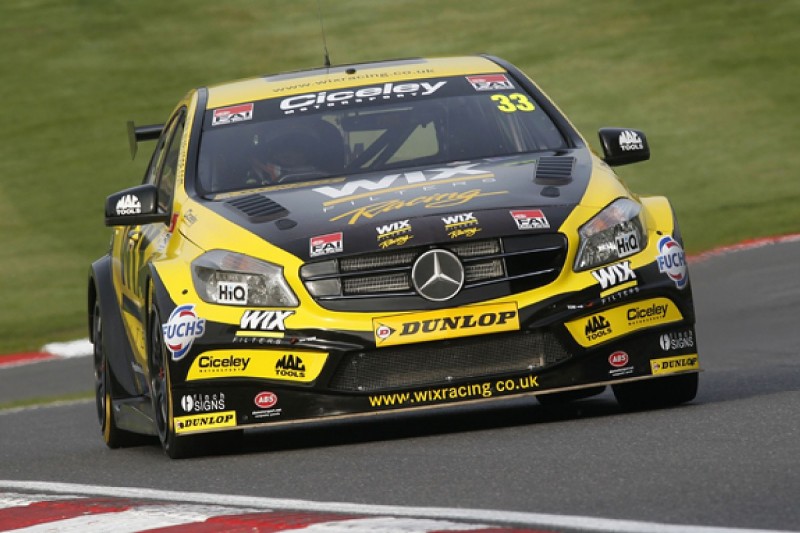 Brands Hatch BTCC: Morgan leads title contender Plato in practice