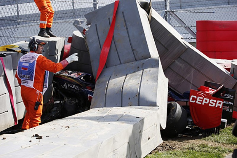 Carlos Sainz Jr airlifted to hospital after Russian GP FP3 crash
