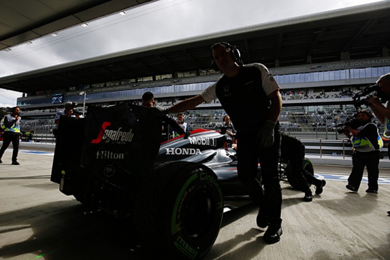 Russian GP: Engine penalties for Fernando Alonso and Roberto Merhi