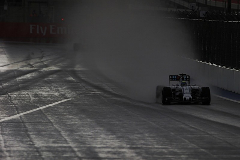 Russian GP: Felipe Massa fastest as rain spoils Friday F1 practice