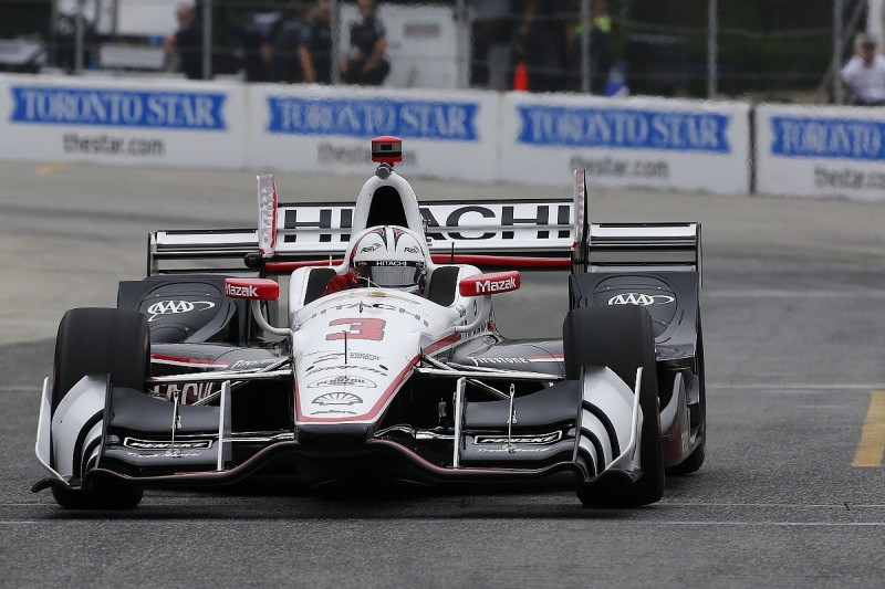 Toronto IndyCar: Castroneves leads Penske 1-2-3 in first practice