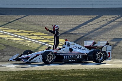 Iowa IndyCar: Helio Castroneves takes first win since 2014