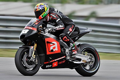MotoGP - Aprilia n'envisage pas de ramener Melandri en Superbike