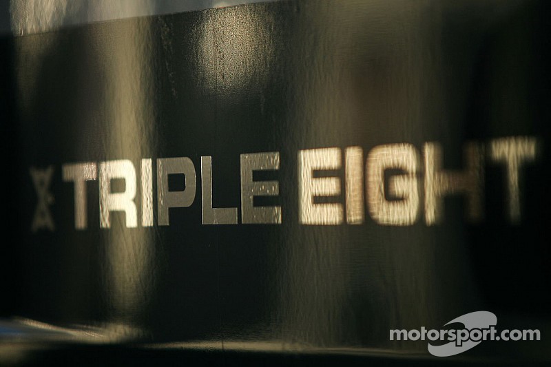 V8 Supercars - Triple Eight passera à trois voitures en 2016