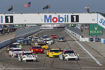 Porsche's 1-2 dramatically falls apart in final hour at Sebring