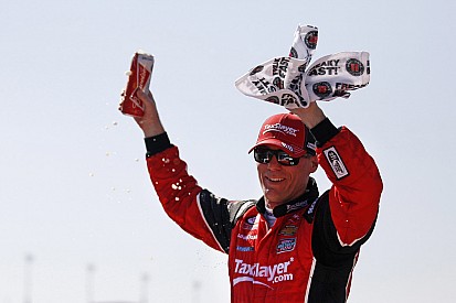 Kevin Harvick kicks off Fontana weekend with Xfinity win