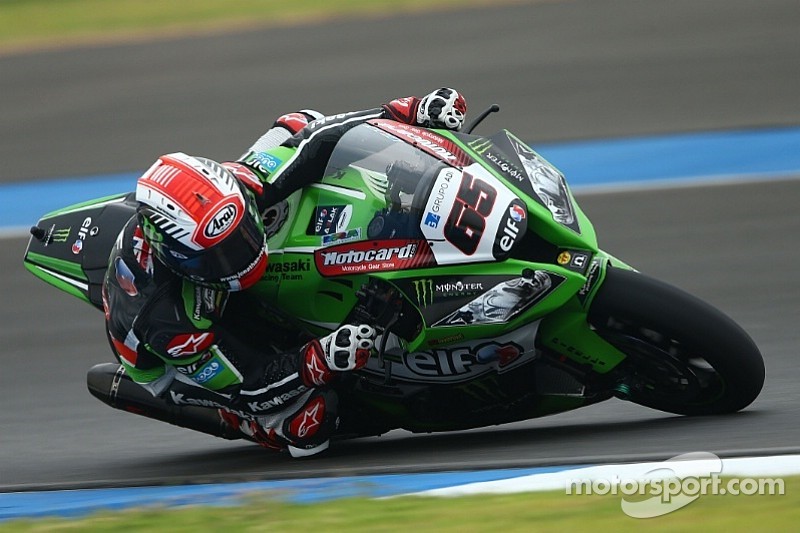 Рей одержал уверенную победу в первой гонке WSBK в Таиланде