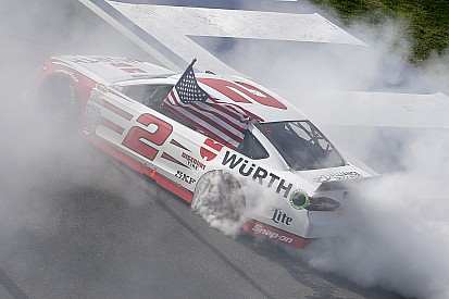 Brad Keselowski takes last lap win in Fontana