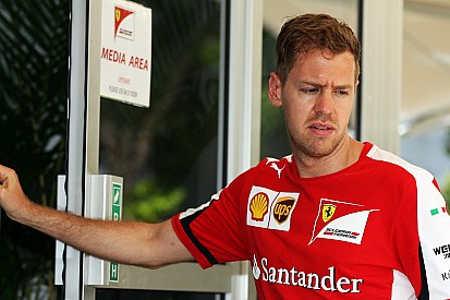 Vettel turns down Rosberg's invitation