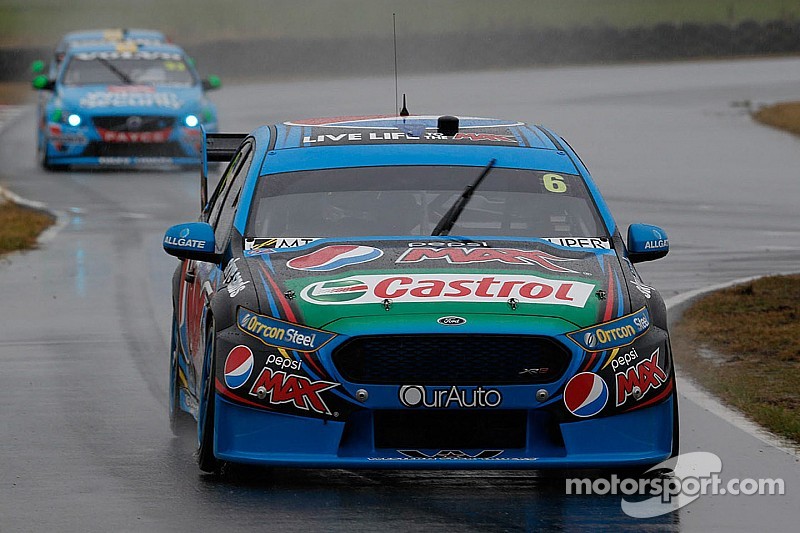 Mostert, Winterbottom top Tasmania practice sessions