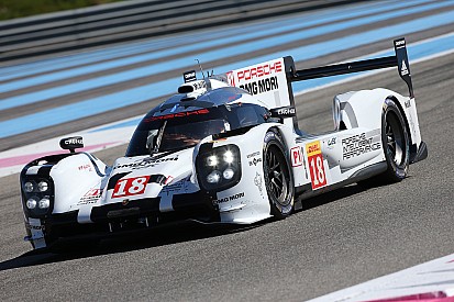 Porsche domine la première journée du Prologue