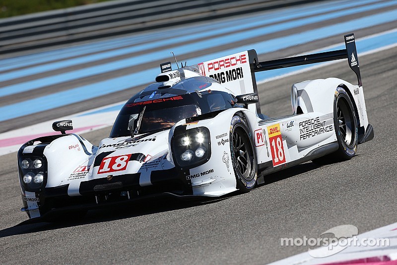 Porsche domine la première journée du Prologue