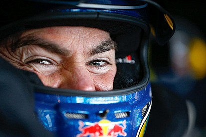 Lowndes goes two for two in Tasmania