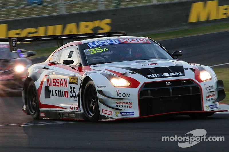 VLN - Une Nissan sort dans le public : un spectateur tué