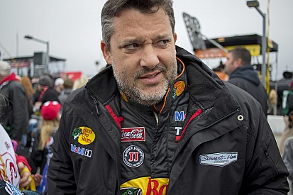 Tony Stewart, un "idiot arrogant" selon Matt DiBenedetto !