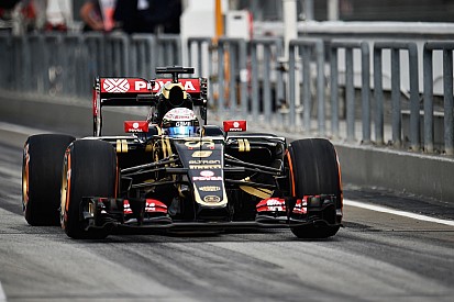 Lotus' Grosjean is P8 on qualifying at Sepang