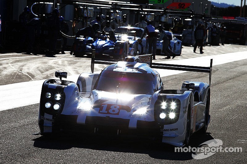 #18 Porsche Team Porsche 919 Hybrid: Romain Dumas, Neel Jani, Marc Lieb